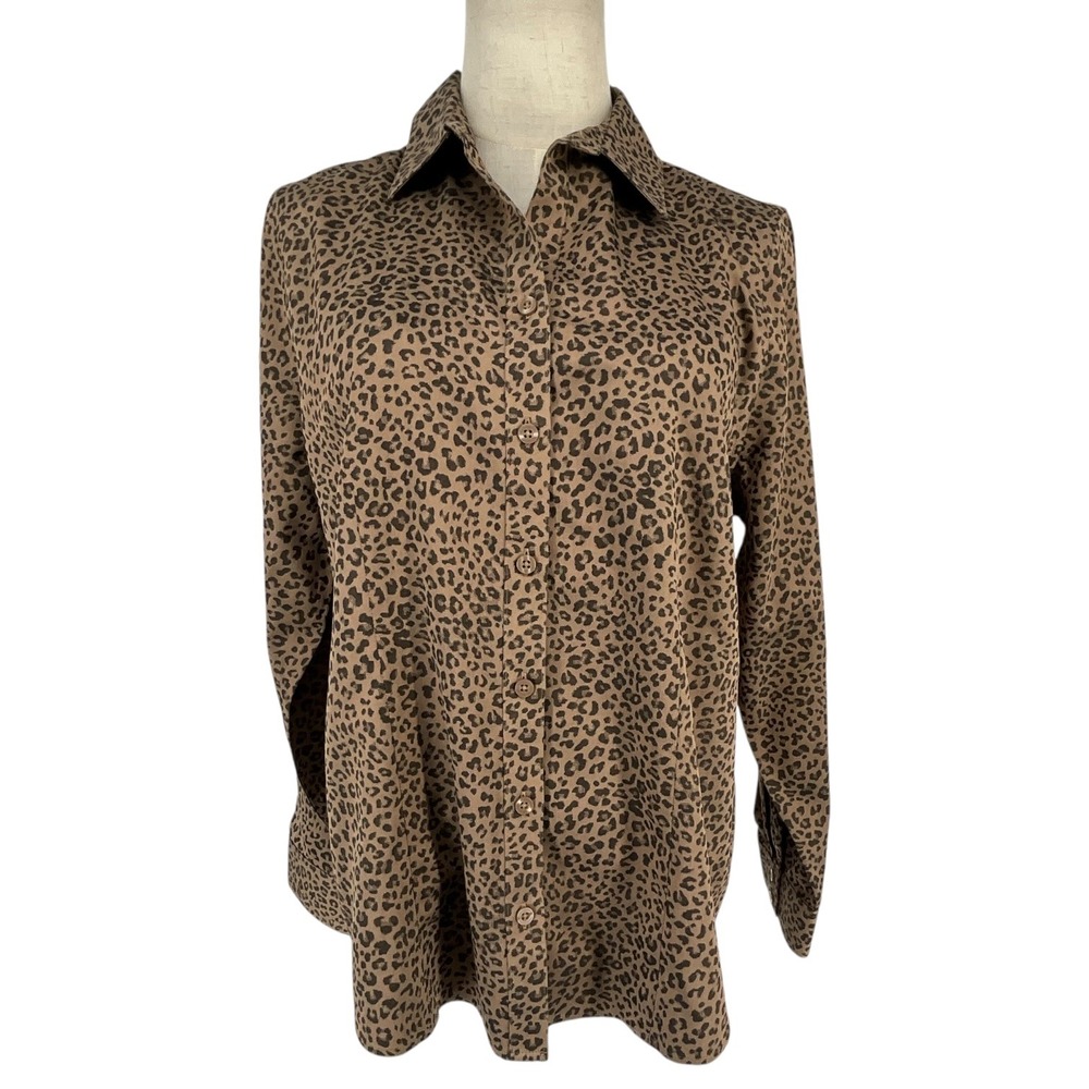 Chicos No-Iron Coolmax Leopard Print Button Down Shirt Brown Womens Size 0.5 S